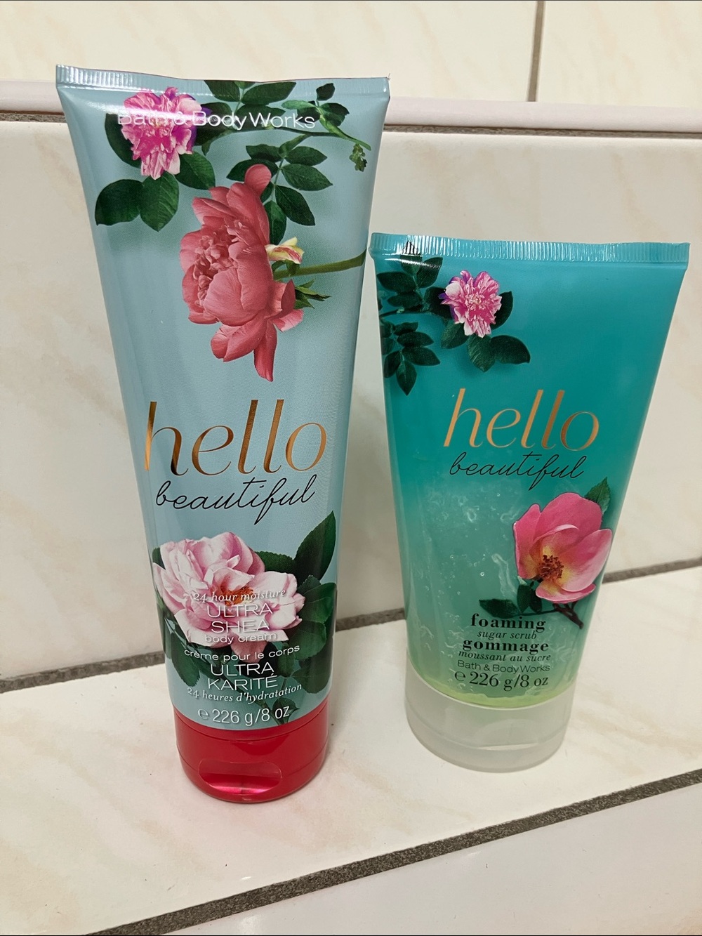 Bath & Body Works Hello Beautiful Body Cream & Foaming Scrub -